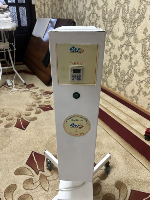 Кварцевая лампа для дезинфекции в отличном состоянии!