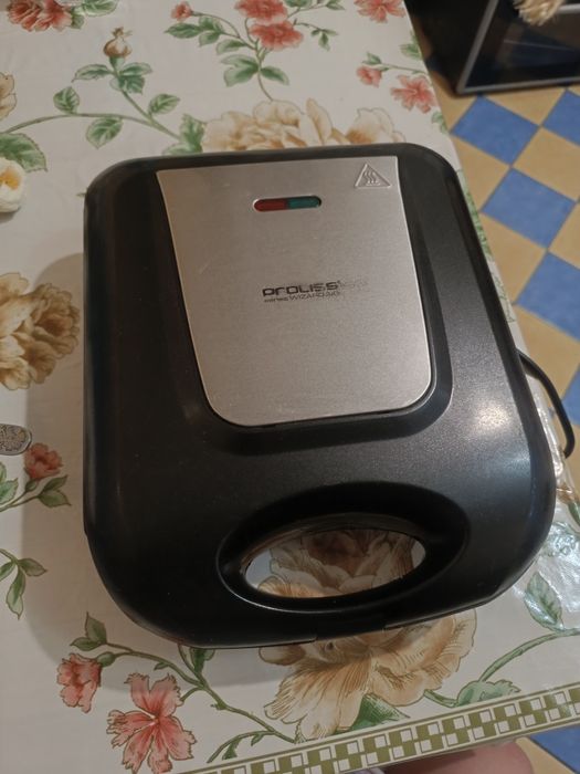 Продам орешницу состояние нового