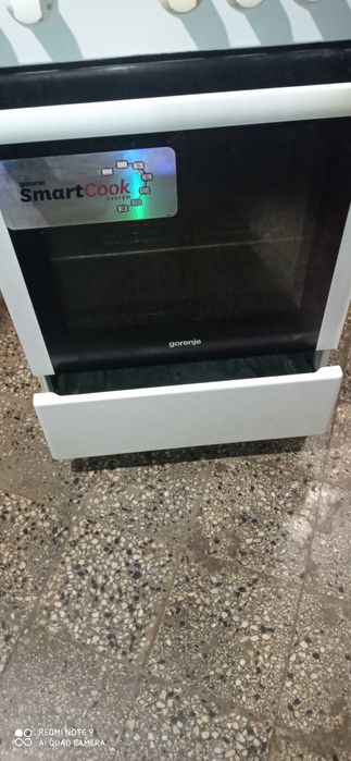 Продавам комбинирана готварска печка на ток и газ Gorenje