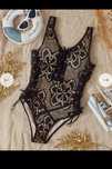 Costum de baie întreg