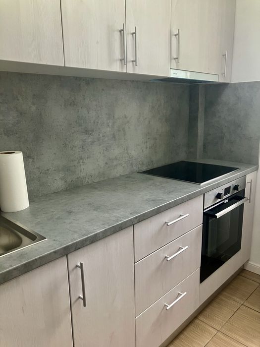 Inchiriez apartament zona Eroii Revolutiei