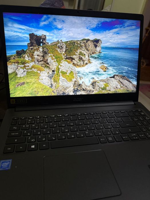 Продавам лаптоп ACER ASPIRE 3
