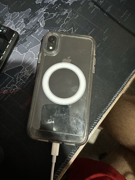 Iphone xr 128gb + husa + folie protectie