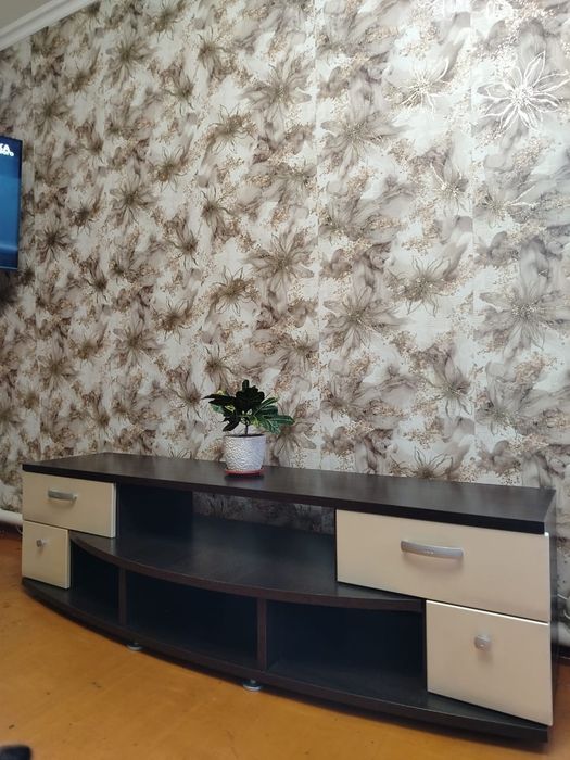 Тумба под телевизор.