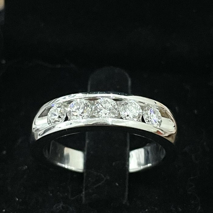 Мужское золотое кольцо