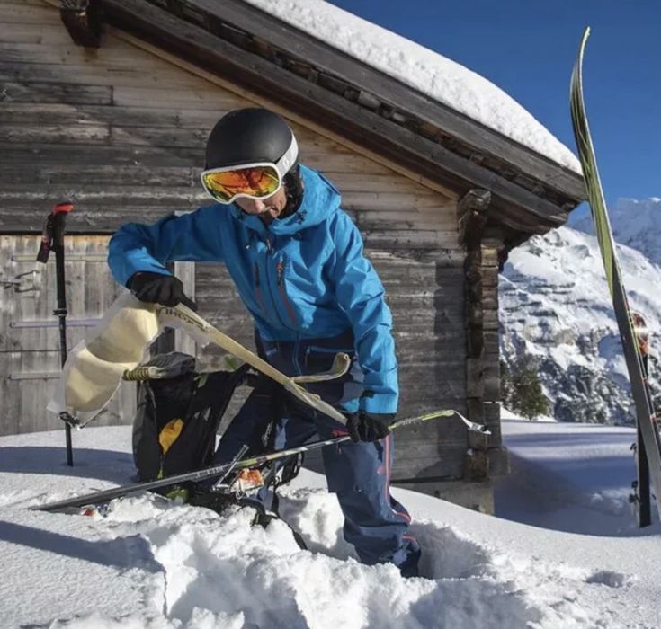 Geaca impermeabila dama UNTRAKT OBSIDIAN 3L XS mammut ortovox dynafit
