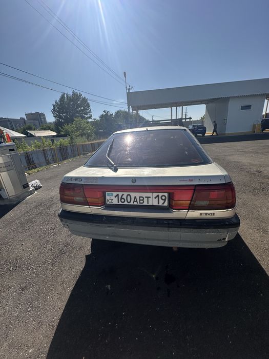 Продам мазду 1989г 2.0