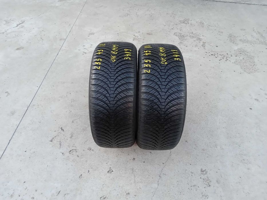 Doua anvelope iarna 235 45 18 falken eurowinter HS01 profil 8 mm