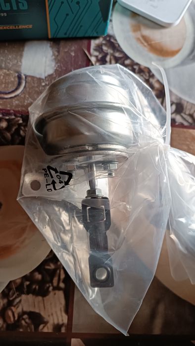 Vând actuator vw jetta cod motor BKC