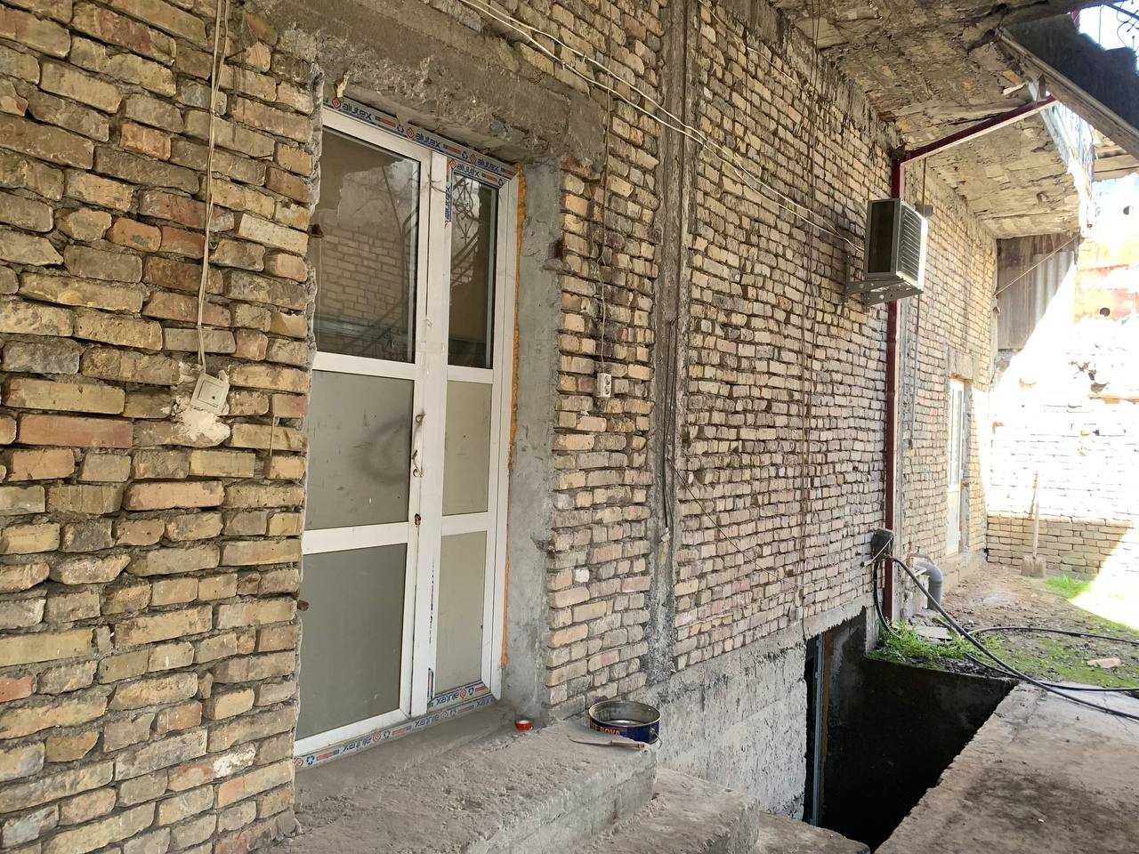 Samarqand viloyati, Kattaqorgon shahrida savdo dokoni sotiladi