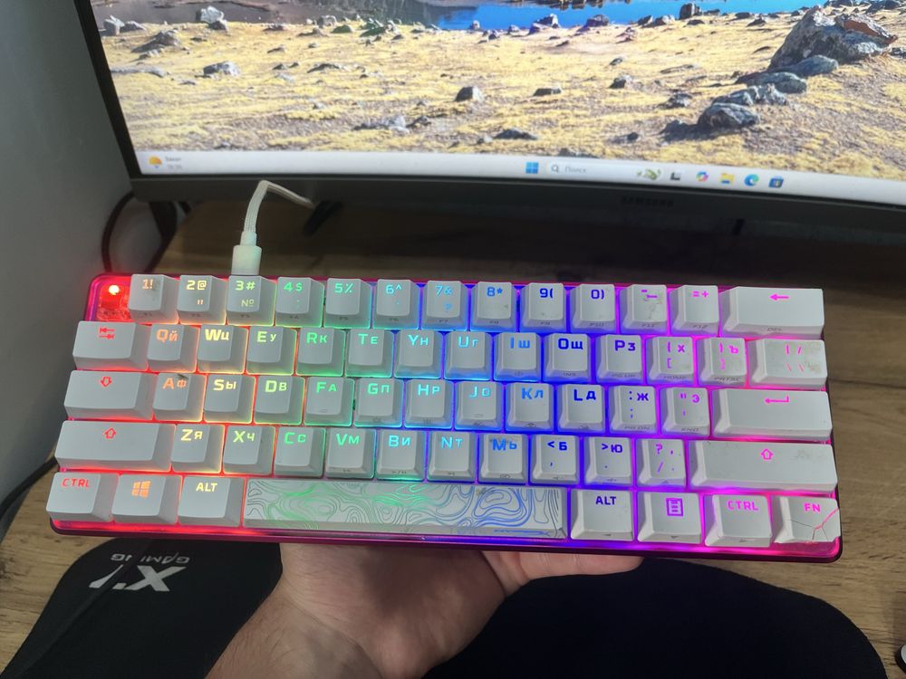 Продам клавиатуру, HyperX Alloy Origins 60
