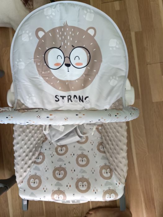 Бебешки музикален шезлонг