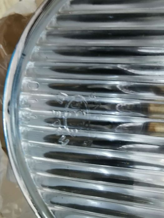 Piese trabant și proiector cromat