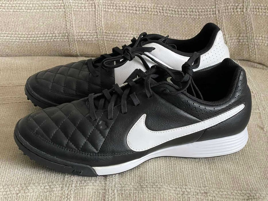 Nike Tiempo TF  EU40
