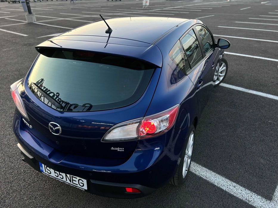 Mazda 3 1.6 Benzină – Compactă, fiabilă, ideală oraș / navetă
