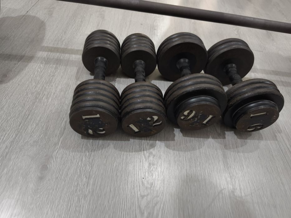 «Продаю штангу и гантели с блинами»