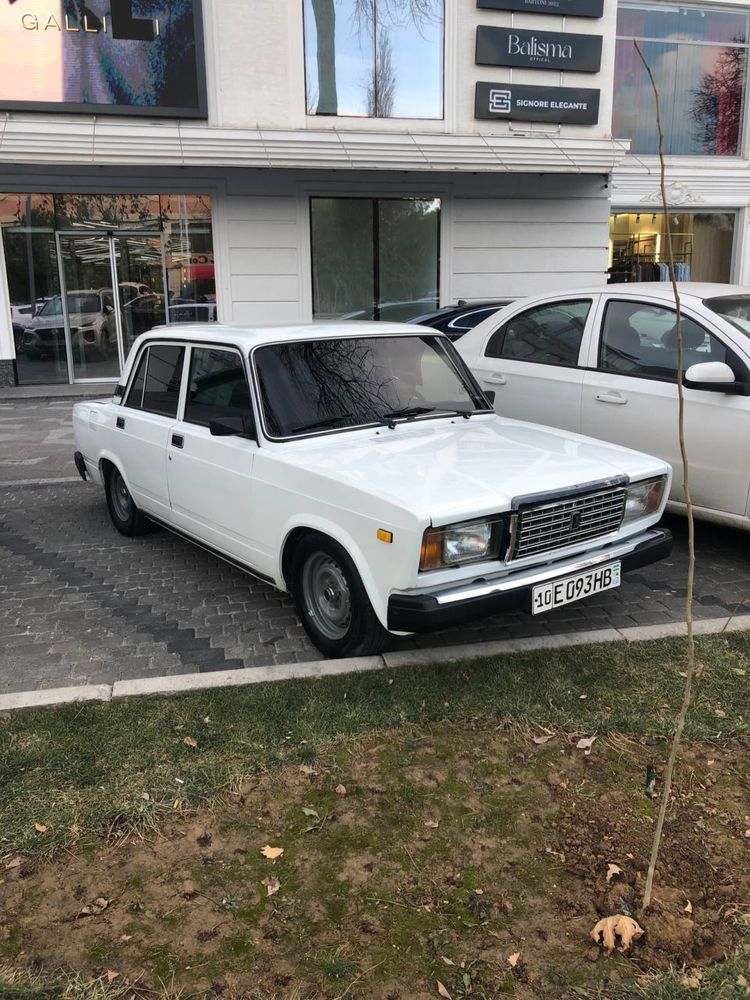 Vaz 2107 srochna sotiladi