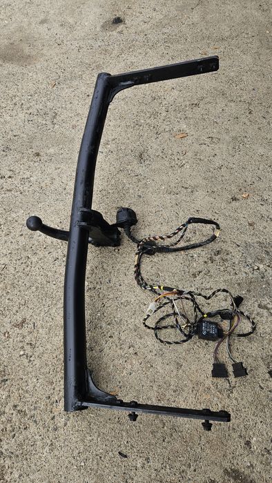 Теглич за Голф 4