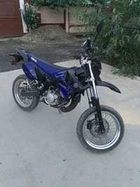 Vând/Schimb yamaha dt 50 fără acte  cu scuter cu acte