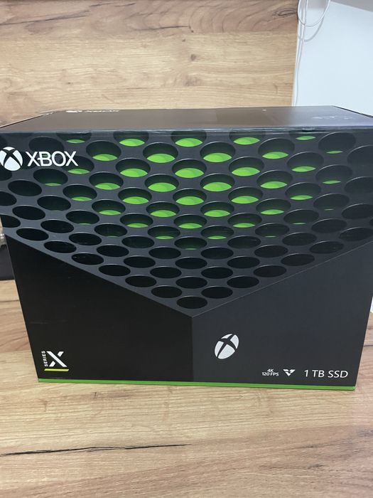 Xbox series x+2 controllere