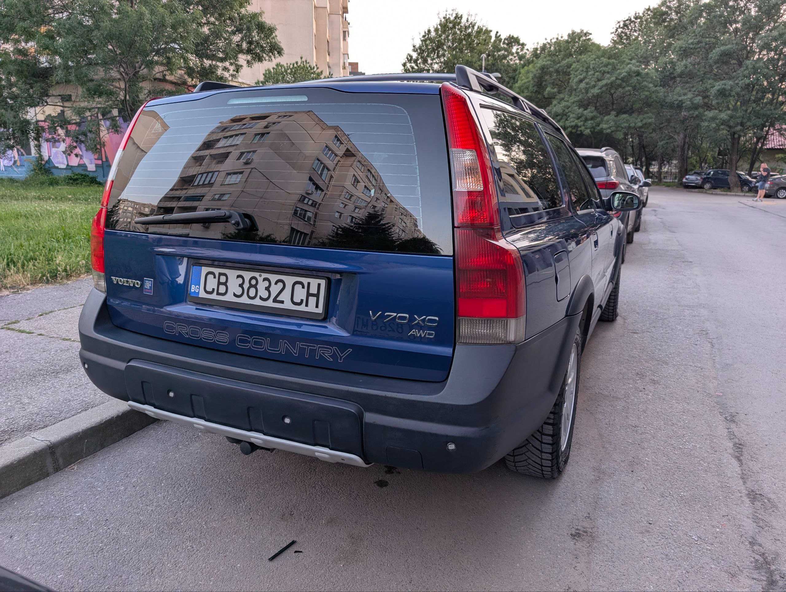 Volvo XC70 / Ocean race / 2.4T / автоматик / Газ-Бензин