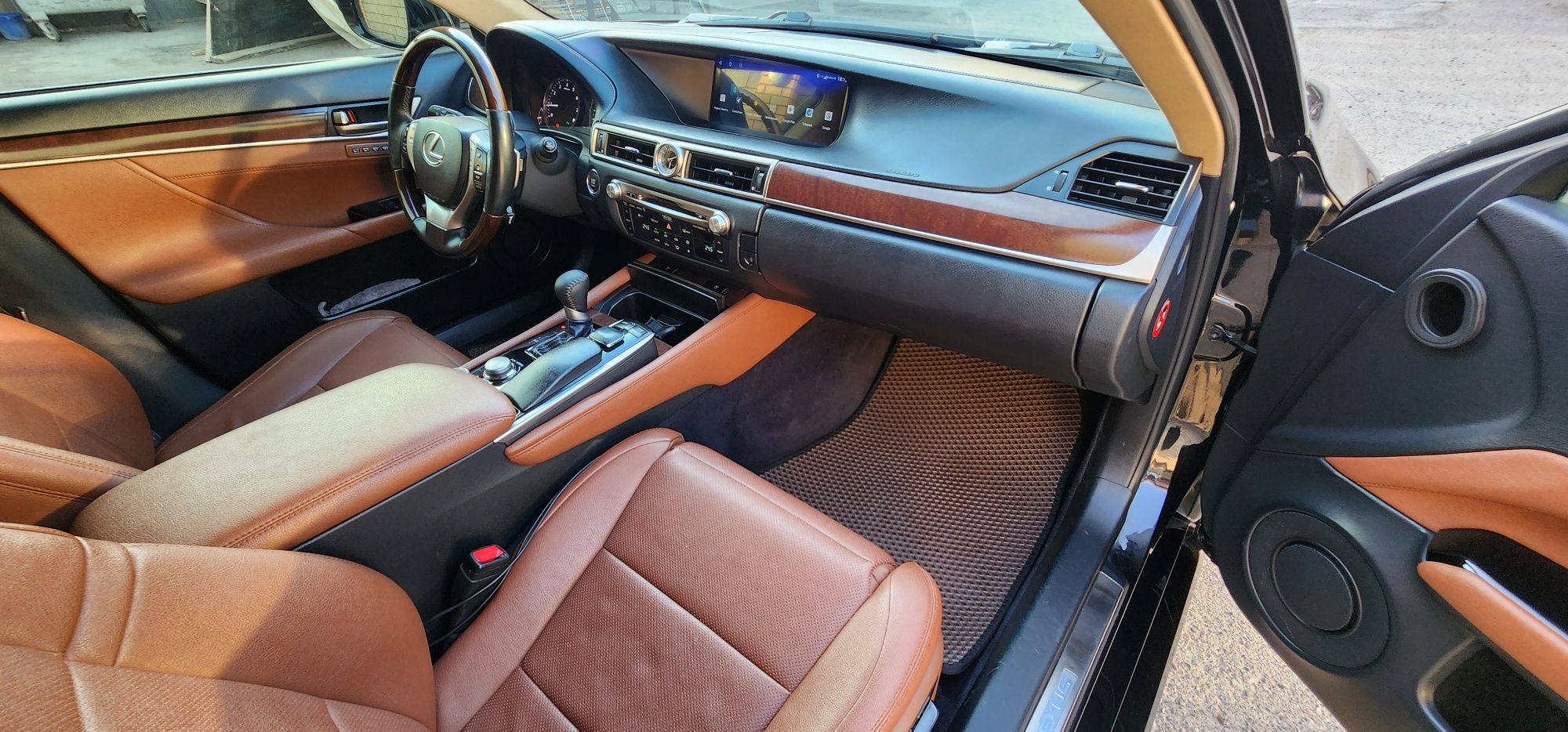 Продаю свой  Lexus Gs 350.