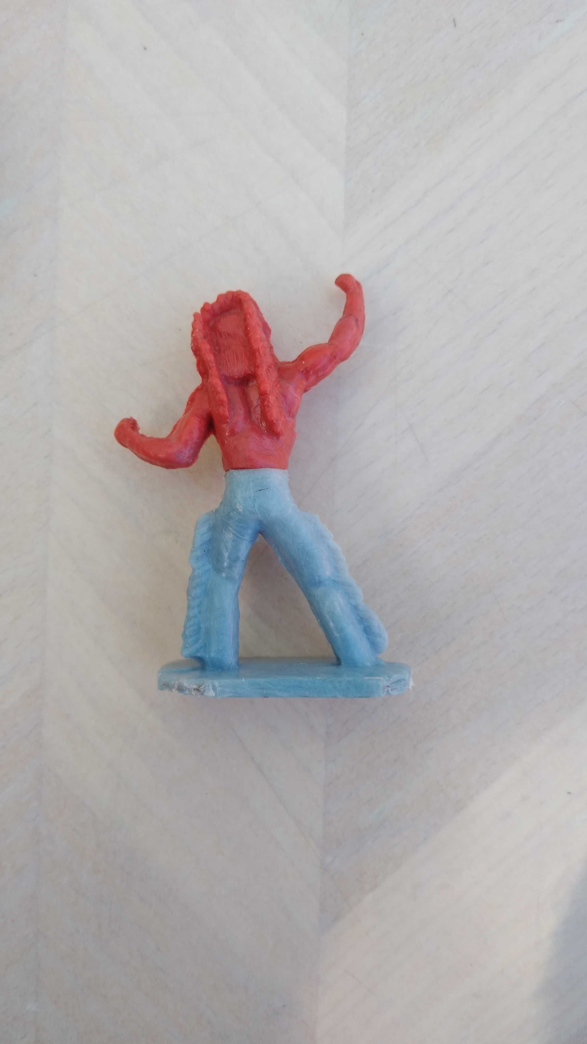 Figurine românești indieni și cowboys din perioada comunistă !