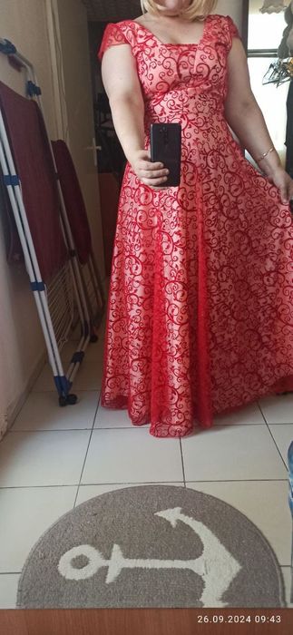 продавам елегантна рокля