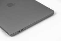 13 - inch, M2, 2022 MacBook Pro/  256GB