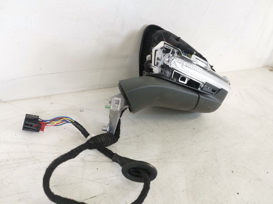 Ляво огледало Фолксваген / Volkswagen VW ID.4 1 Оригинално и в добро с