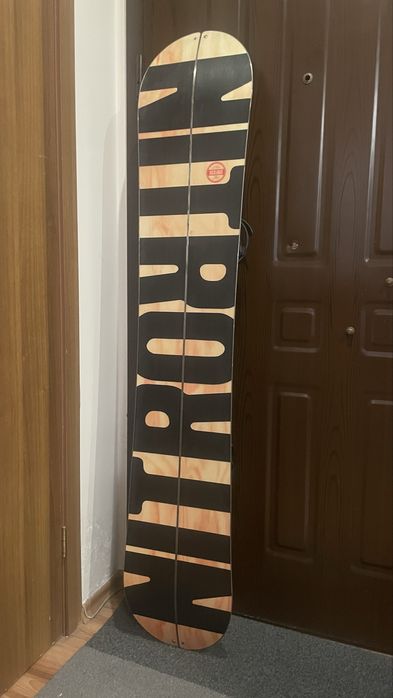 Сплитборд Nitro 161cm., автомати Karakoram и колани Kohla + сгъв. щеки