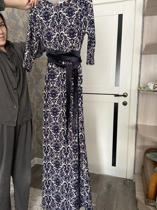 Вечерний красивый платье