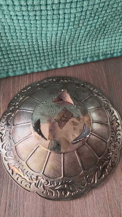 Метална фруктиера