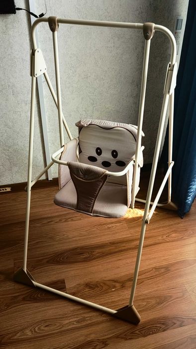 Детская качеля в отличном состоянии