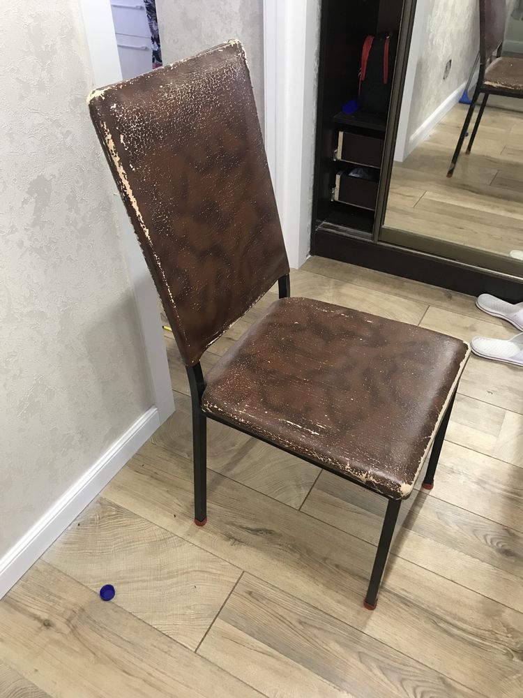 Продам стулья железные, прочные