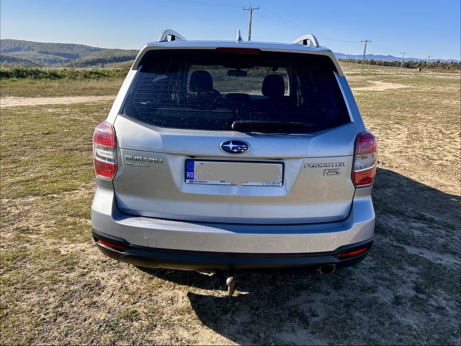 Vand Subaru Forester 2.0D AWD, an 2015