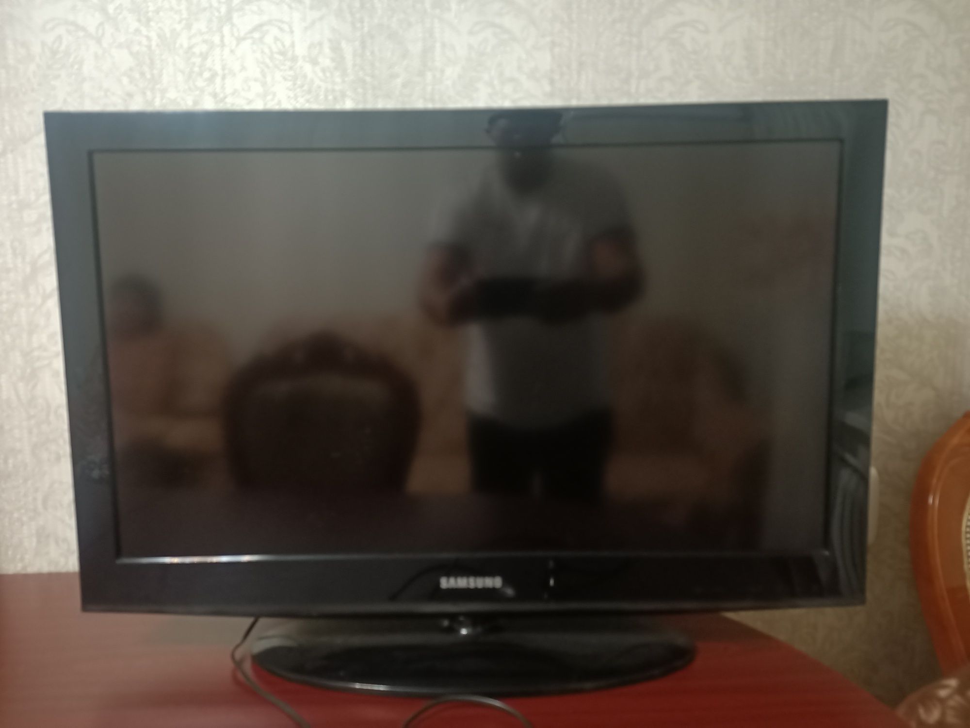 Телевизор Самсунг 81 см