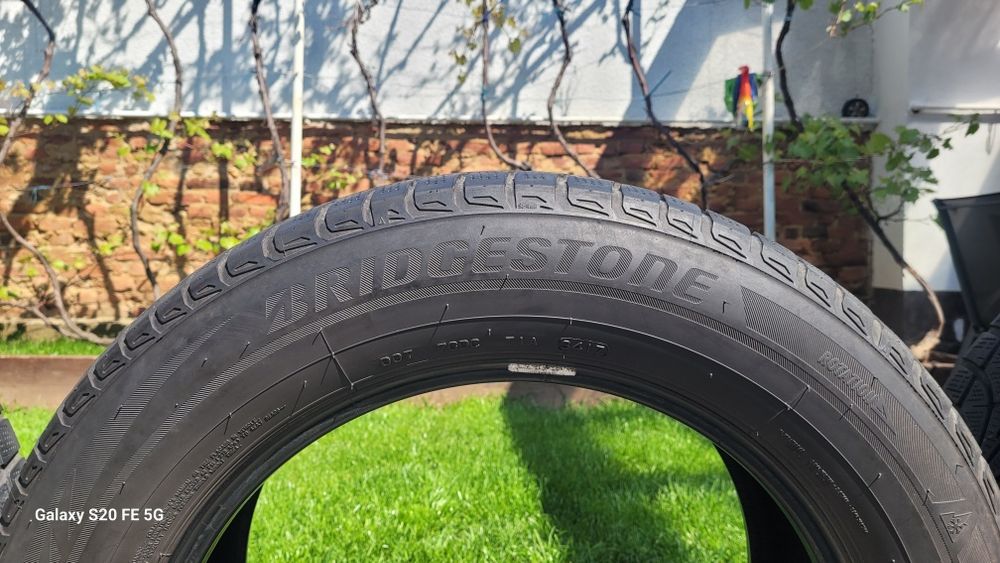 235/60 R18 Bridgestone dot 3417 M+S