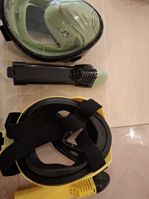 Продаю маски для плавания 2 шт, состояние отличное.