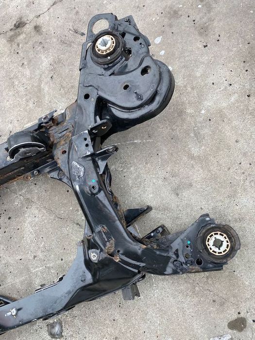 Punte spate VOLVO S90 2018+ 32268549