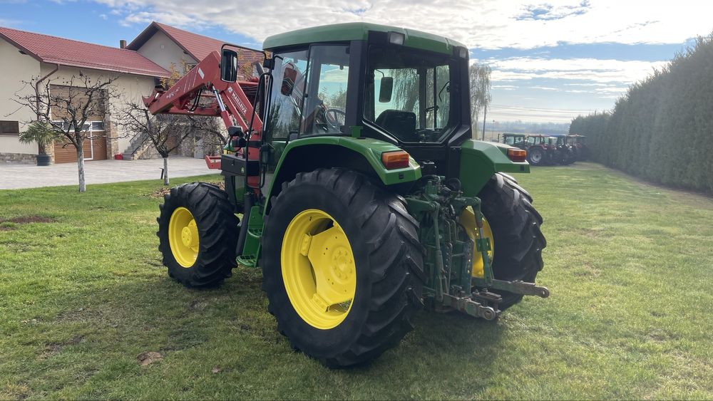 Tractor John Deere 6100 cu incarcator frontal
