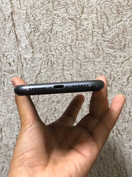 Ideal holatda Iphone 11 64gb