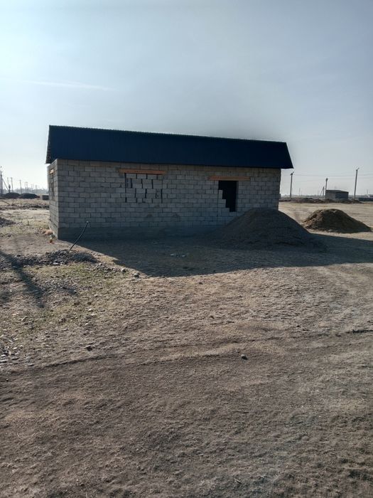 Продается времянка 10*5 с участком 10 соток