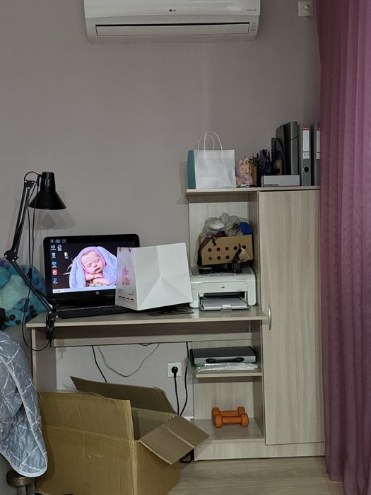 Письменный стол в проодаже в идеальном состоянии