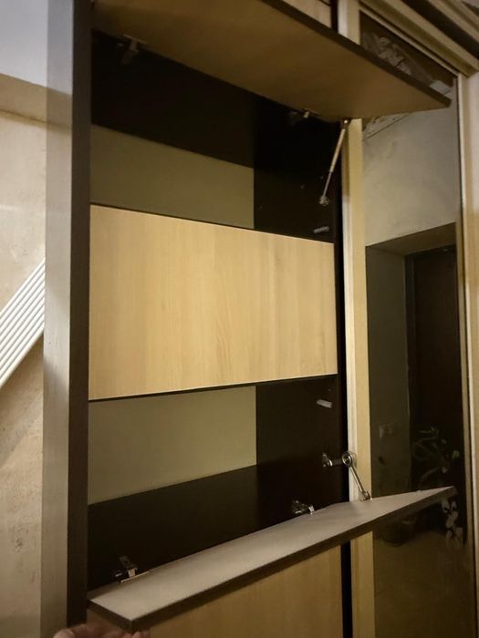 Шкаф для прихожей