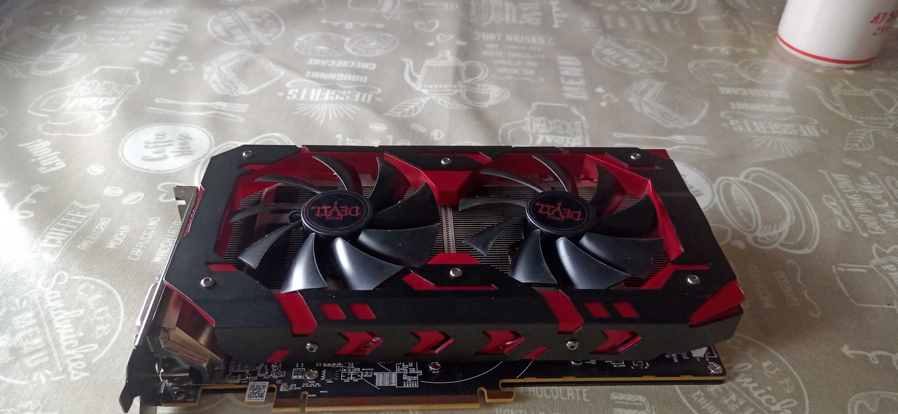 Продавам видеокарта RX 580-8GB PowerColor