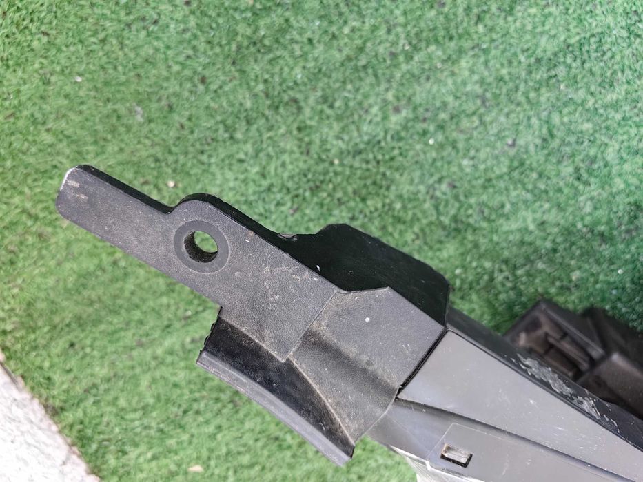 Фар за Kia Stonic / Фар за Кия Стоник