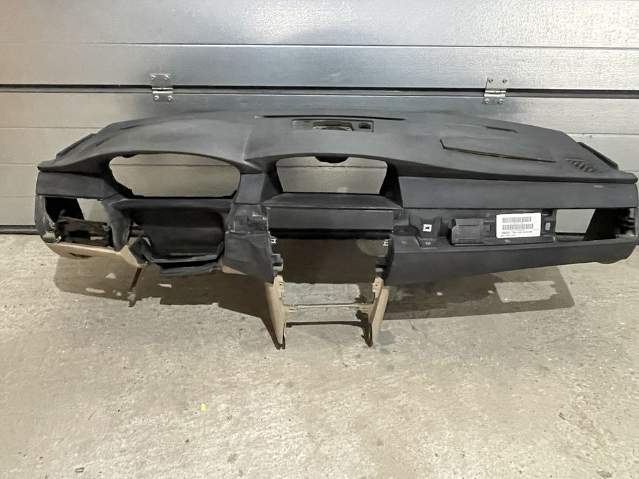 Табло за BMW e60 с отворен airbag 50лв