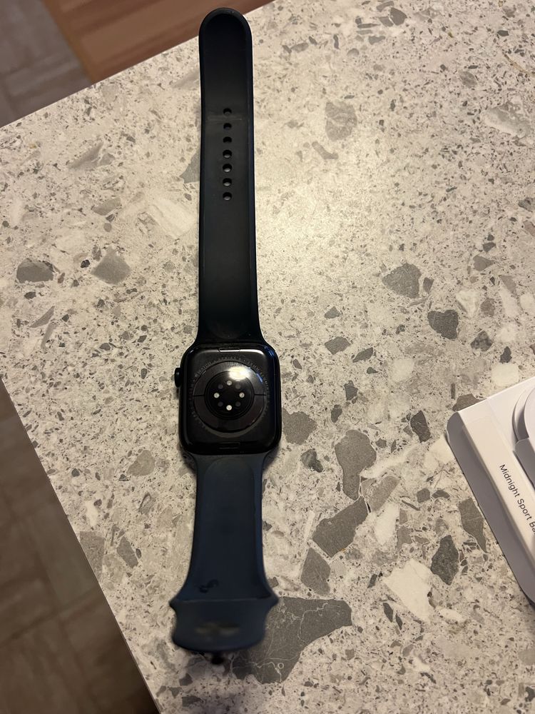Apple watch series 8 45mm
