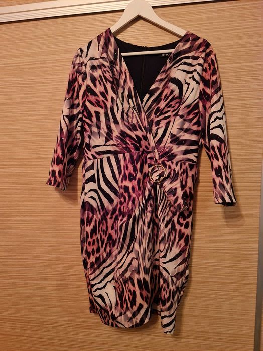 Vand rochie animal print, o singura purtare
